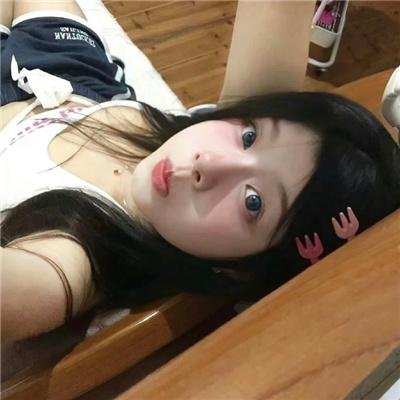 高山上的热气球